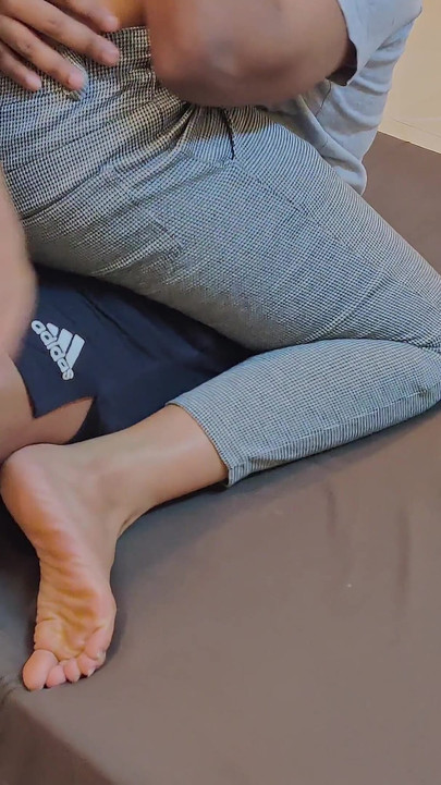 สาวออฟฟิศคนสวยเย็ดกับเจ้านายของเธอ