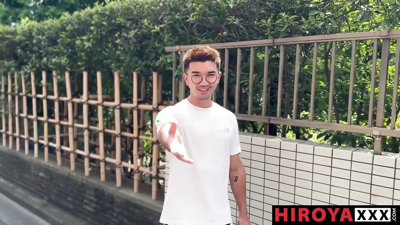 Muskuløs Asiatisk Tetsuro knepper Dani Hungry Hole