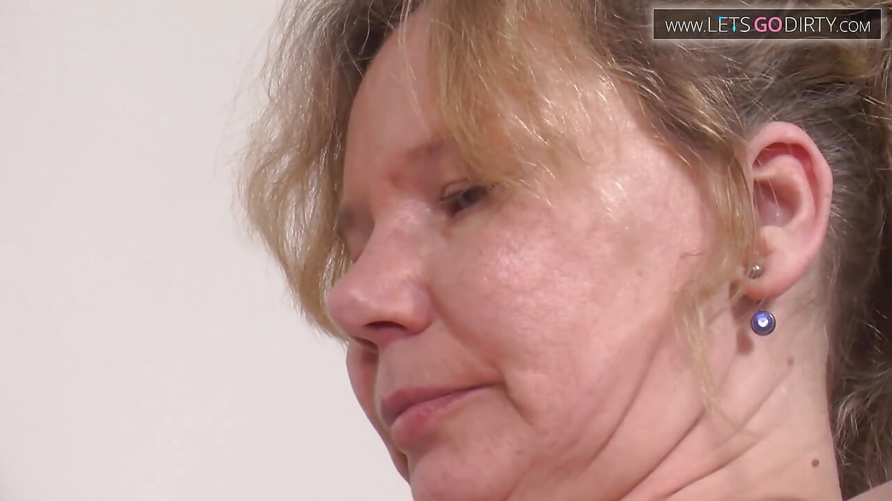 Step mother and step daughter gets pussies licked then get fucked to a cumshot