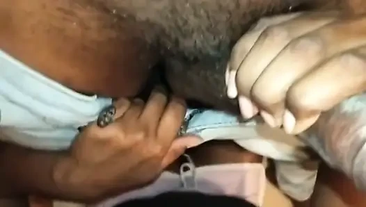 Kerala mallu aniyathi spielt mit Chettan, und Chettan erzählt aniyathi geschichte von sex mit amma