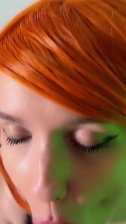 Kim Possible caught villain with her little feet | Clip 1
