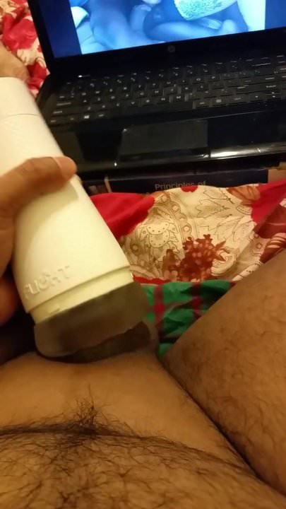 Jacking off with a fleshlight