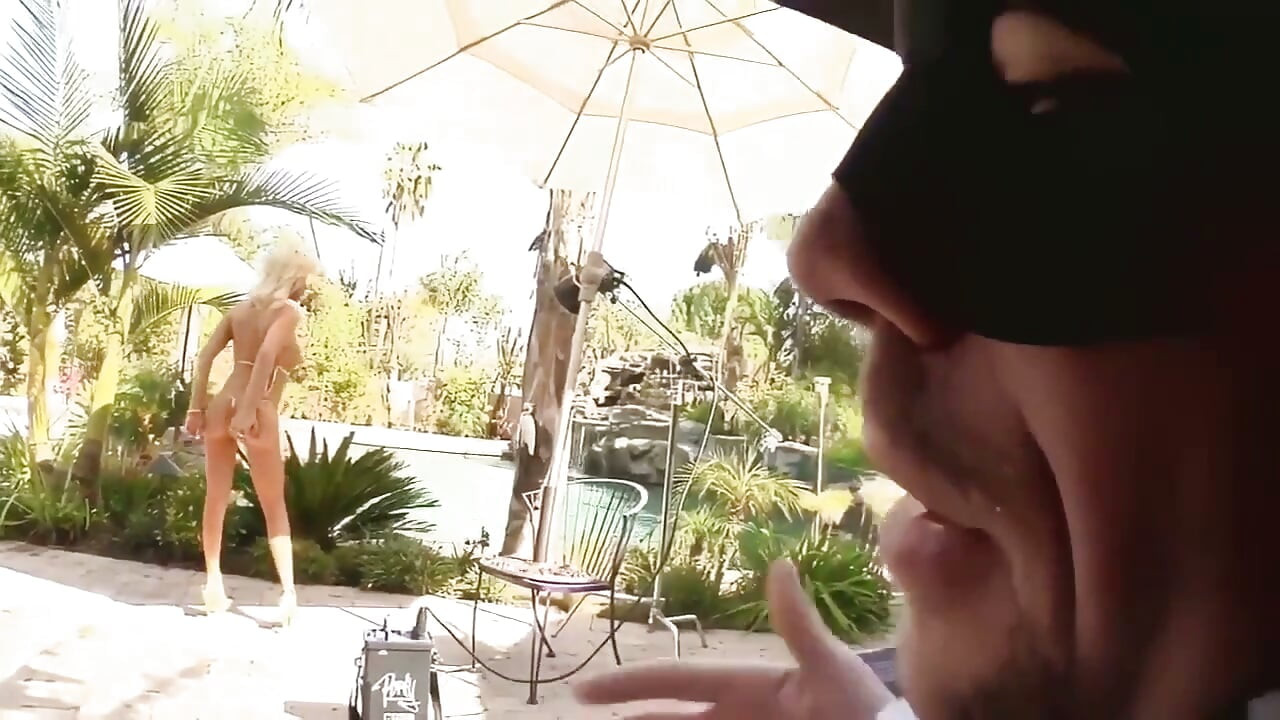 Threesome Party with Experienced Woman with Firm Tits and Golden Hair Takes It in Both Holes Outdoors