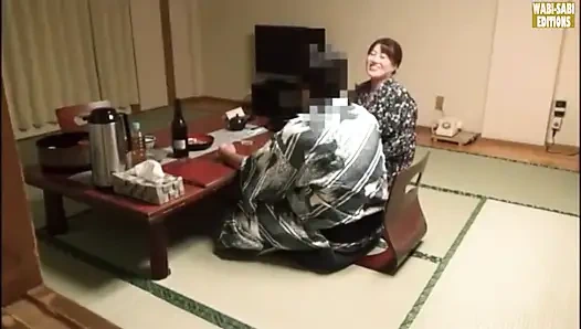 Rayuan setelah tutup waktu: karyawan spa direkam di kamar pribadi - adegan 2