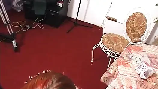 Harika kızıl saçlı yarak emiyor