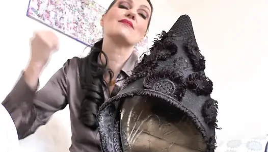 Leck meine tanzschuhe sauber und schnüffel darin! WICHsanleitung, lady victoria Valente