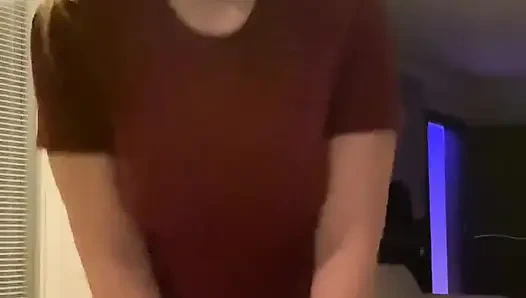 Dün gece bir bardak içmiştim ve bu videoyu çektim