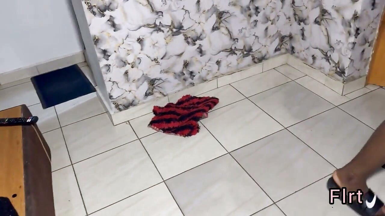 Hardcore African Couple Fucks Raw Before Leaving for Work Every Morning
