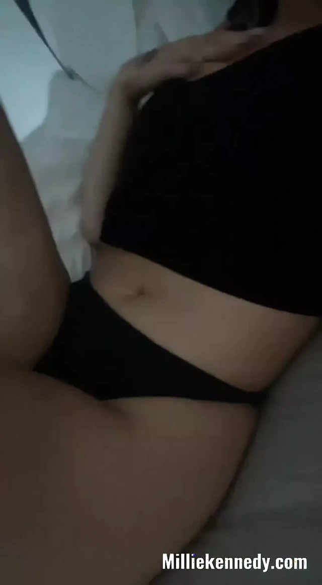 Slutty British Horny girlfriend Experience