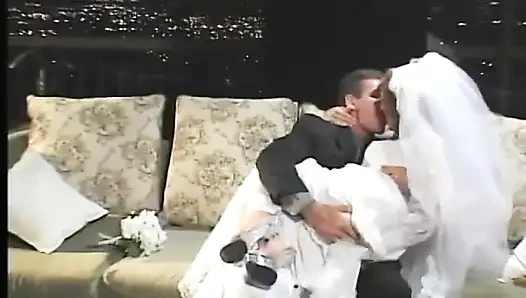 Newlyweds fuck hard on the hotel suite couch