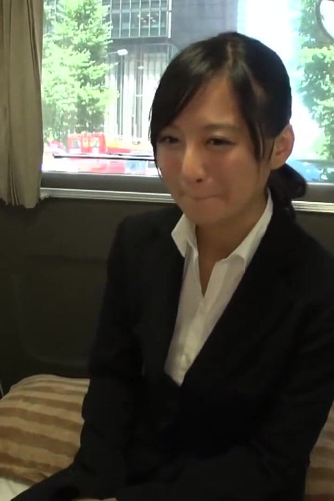 A Bright Smile Behind the Recruit Suit. an Elegant Beauty Reveals Her Secret Side -part.1