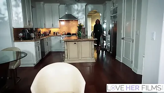 Joi büyük zenci reya lovenlight ile azdırıyor