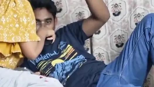 Seks ulang tahun pertama india