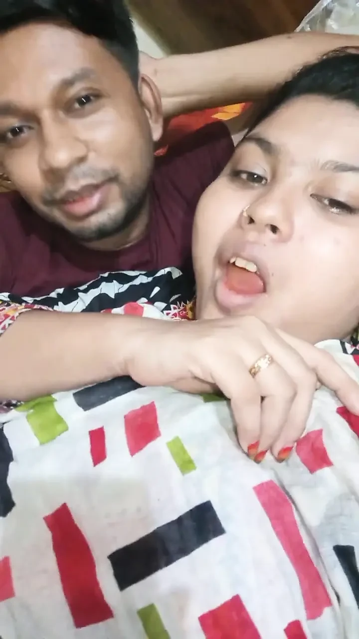Bengalli evli kadın frist night videosu