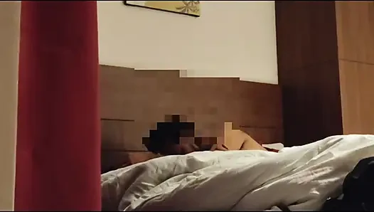 Otelde ateşli boudi tumpa seks erkek arkadaşını duyuyor