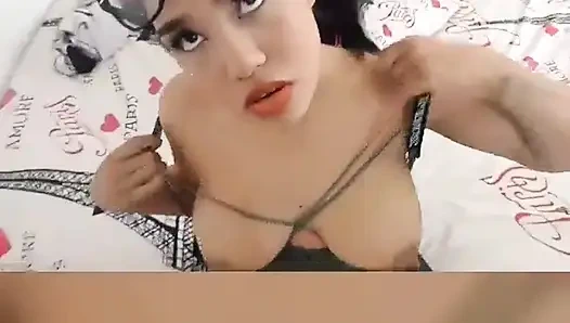 Видео молодой брюнетки с ее бойфрендом утечка в Интернете вNyc