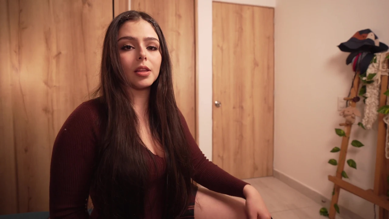 My Best Friend’s Girlfriend Asks Me To Fuck Her