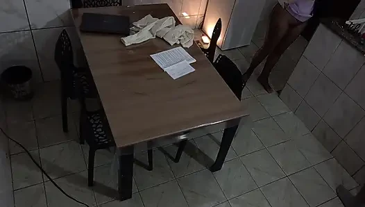 Sekreterin götü toplantı odasında sikiliyor.