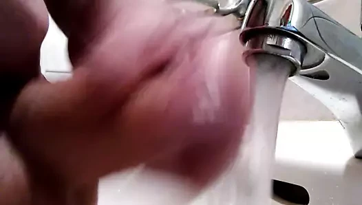 Cum altında su