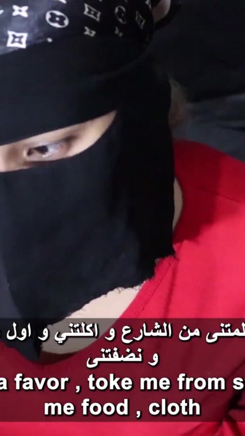 Seks sobarica kaže svom ljubavniku da želim da imam seks sa tobom u svojoj pički | Klip 1