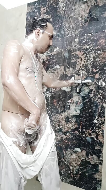 indian desi man enjoy sex and shower with police uncle