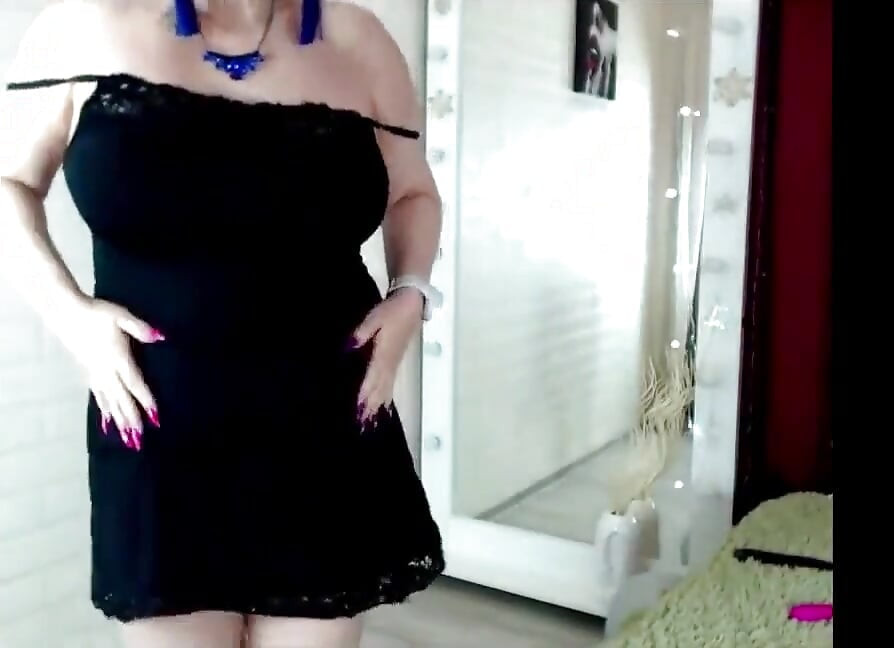 Cool Long Dirty Dancing of My Mature Slut Wife. 50 Years Old, and She Jumps Like a Young Girl!