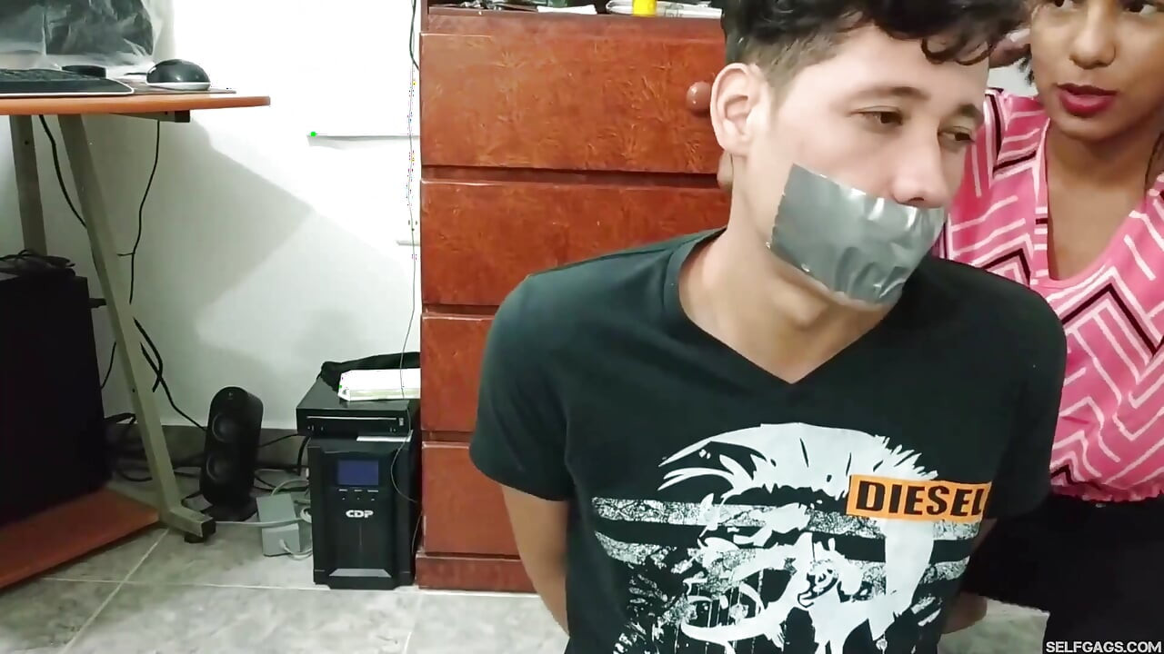 Kinky Young Couple in Bondage