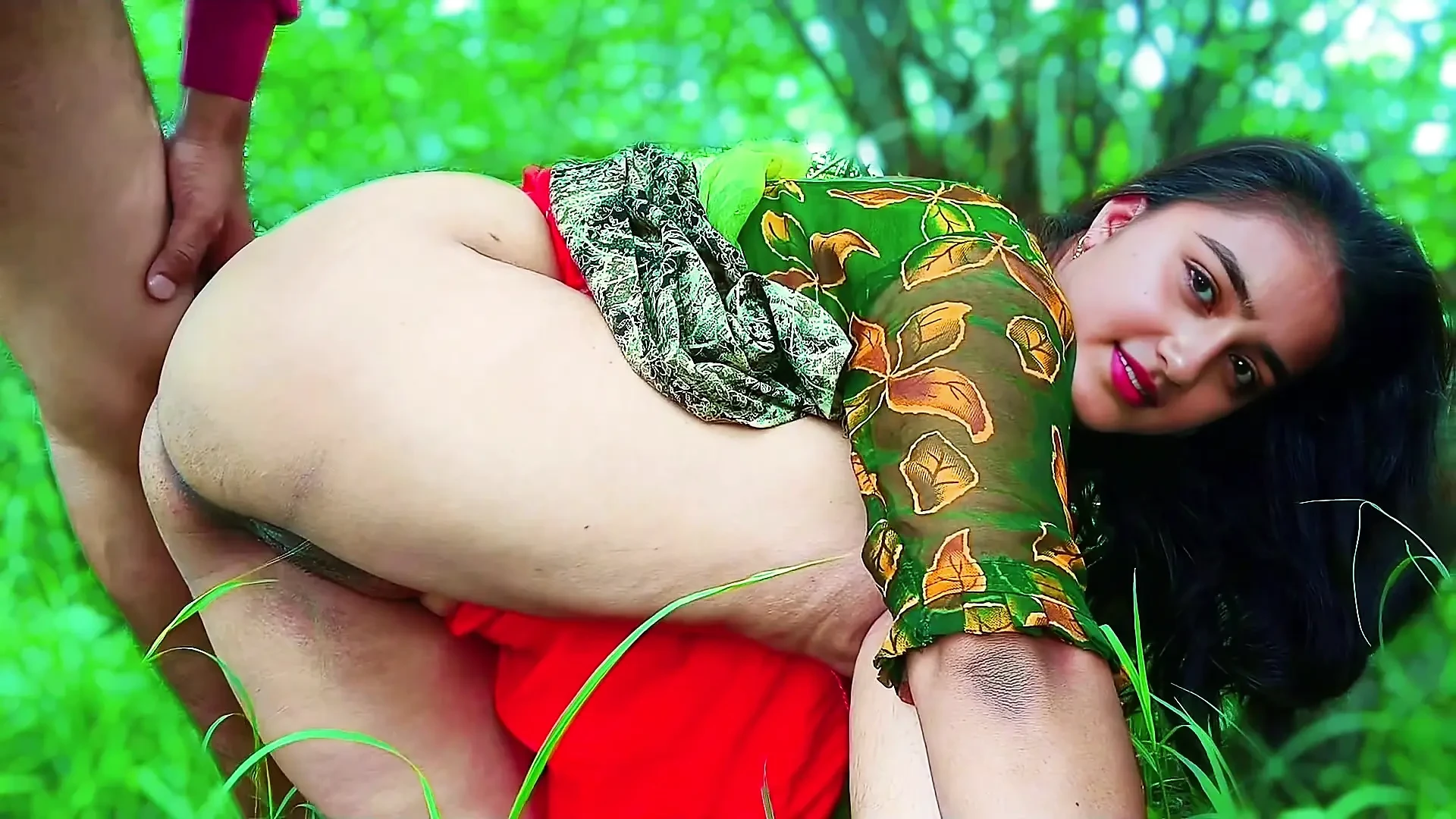Dehati Village girl outdoor fun, jija sali fuck, Dehati gav ki ladki apne jiju ke sath khet pr gai or jiju se chudai hindi audio