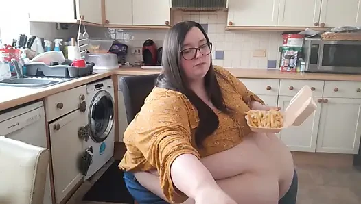 Ssbbw gegen godzilla burger essen
