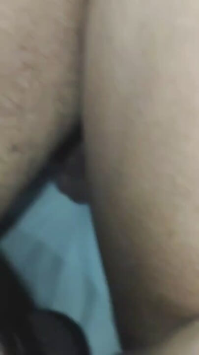 먼저 떠났고, 홀리를 플레이한 다음 다시 떠났습니다.