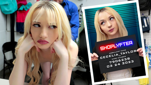 Mooie blonde verdachte Cecelia Taylor vastgehouden voor stripzoeking in de achterkamer - Shoplyfter