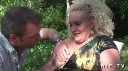 Amateur bbw fucked hard outdoor