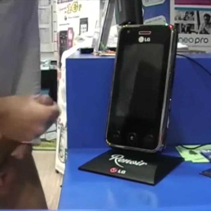 Fucked by the phone seller in the shop