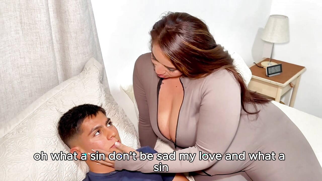 My stepmother comforts me because my girlfriend's bitc left me