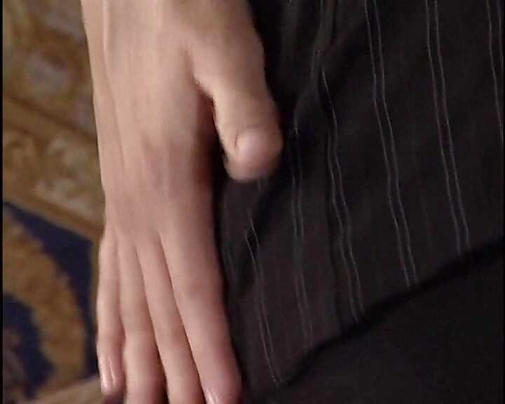 Adegan lembut penuh dengan erotik dengan panas dan cantik