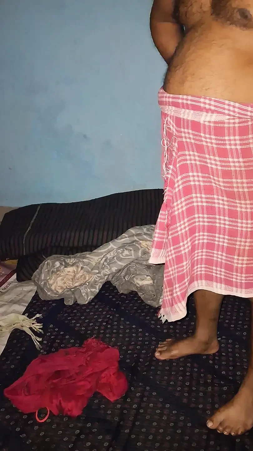 shonaa yadav - bathroom,uniform