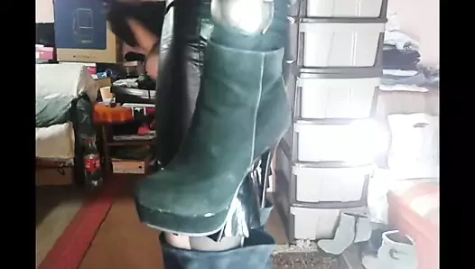 Cum on High Heels Mix 477