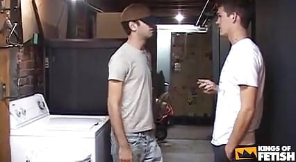Dude gets ass smashed by a guy who comes to fix his washing machine