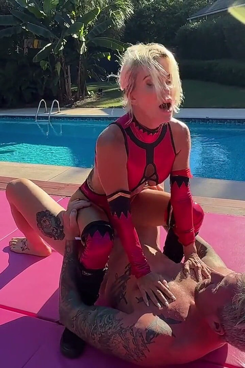 Outdoor Sexwrestle Tatiana Steele Vs Jay Spear