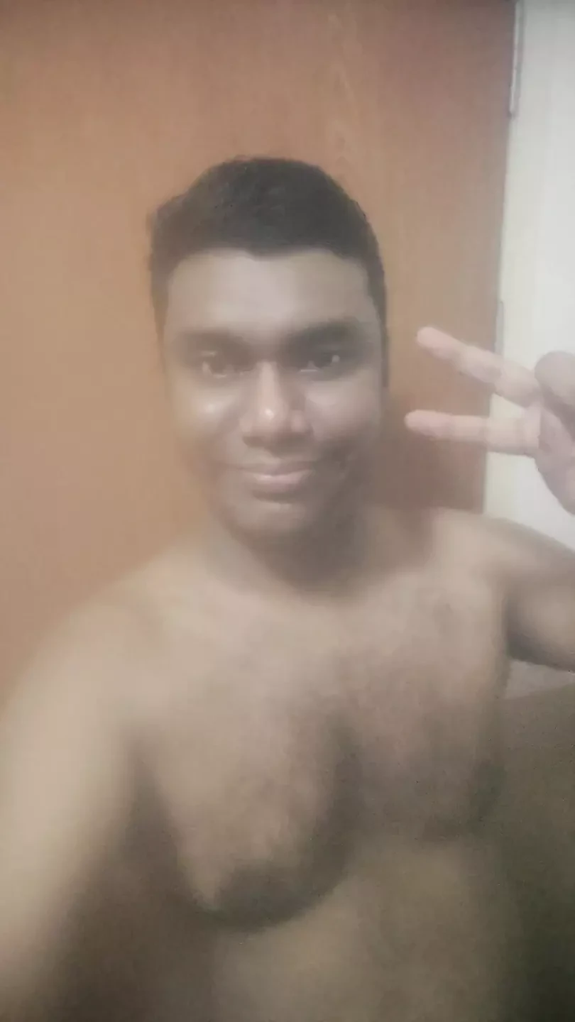 Tắm vòi hoa sen