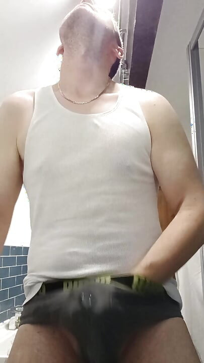 Словесно скалистая дрочит