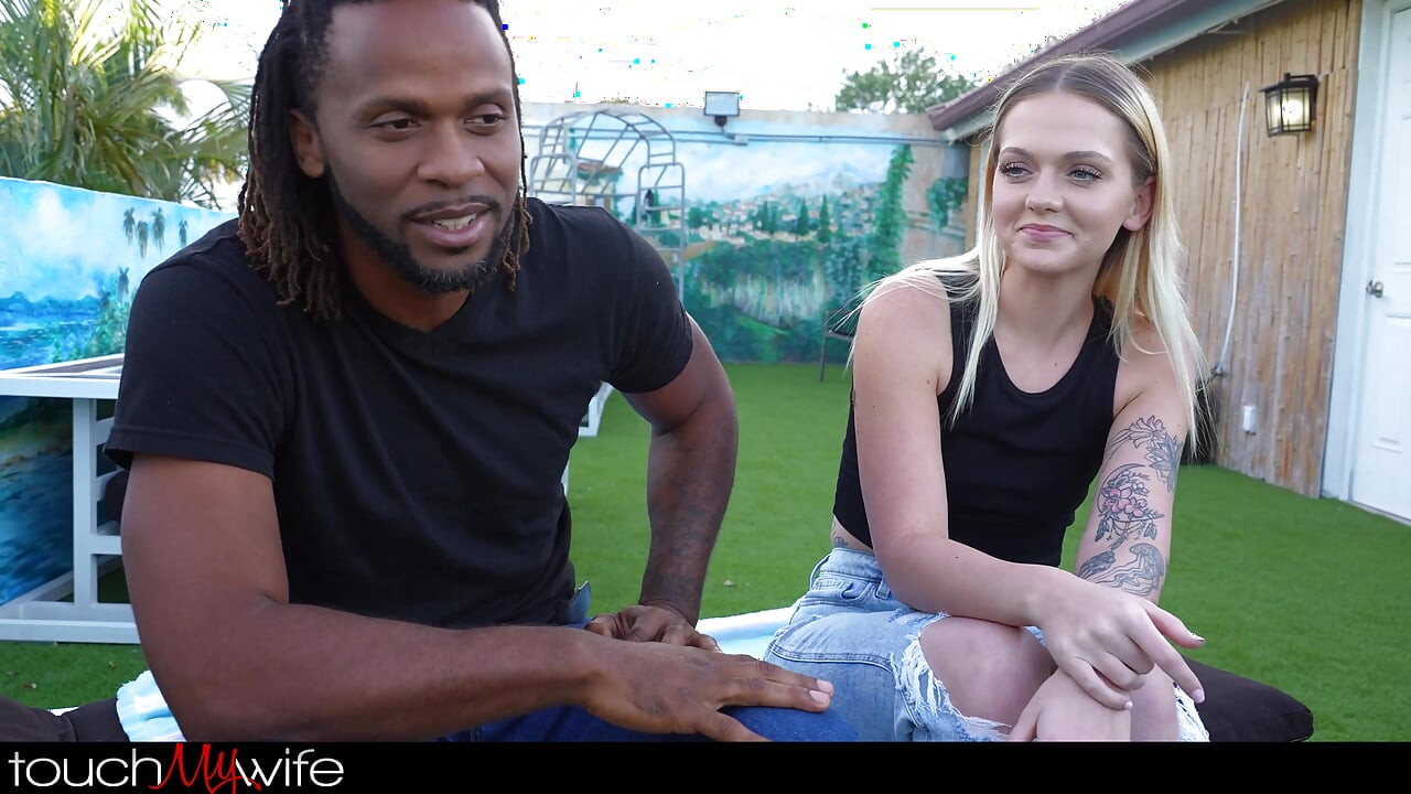 TouchMyWife - 大黑屌插入我热辣老婆的菊花 - 合集