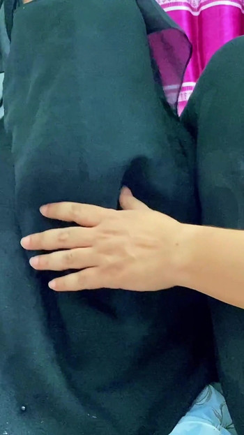 Nezaboravni trenutak iz "Krojači uzbuđeni i jebani Bhabhi"