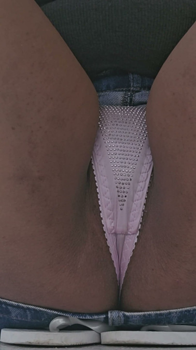 Cameltoe free | Clip 3