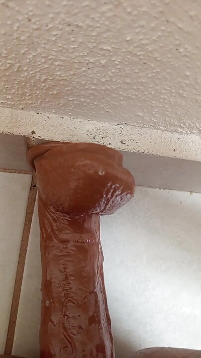 testiranje koje je bolje. Guzica koja jede
