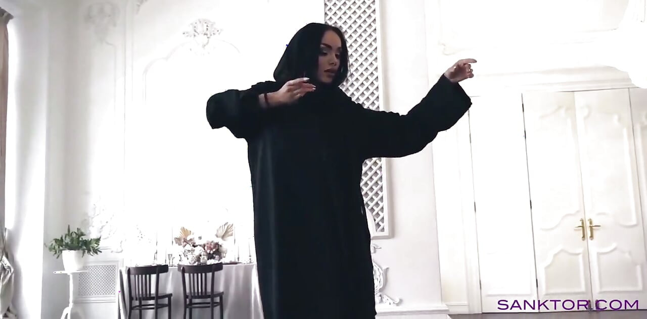 Sanktor - Arabic Dominant Mistress Is Teasing