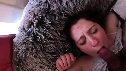 Sürtük üvey kızların içine boşalma dersi