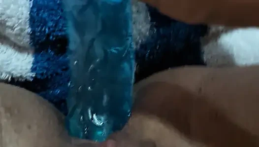 Соло милфы с двойным проникновением с новым дилдо