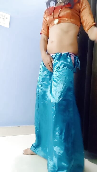 Remove my stepmom saree and satin petticoat