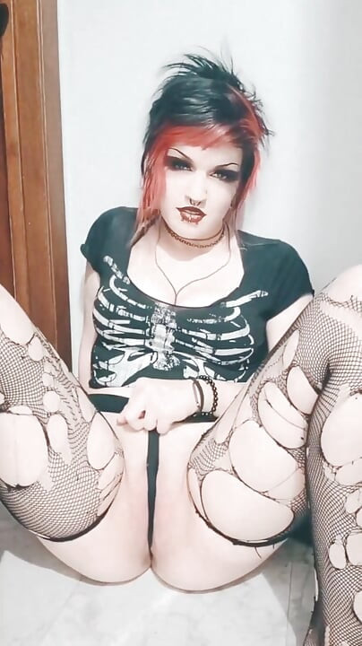 Sneaky Little Goth Slut Secretly Masturbates in the Family Bathroom